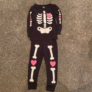 18M Glow in the Dark Skeleton pajamas